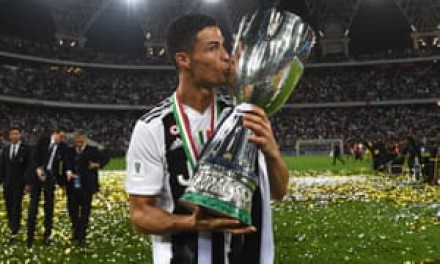 Cristiano Ronaldo festeggia sui social la vittoria in Supercoppa